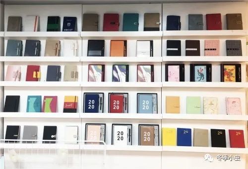 刘小书文化用品,引领定制台历的个性化风尚